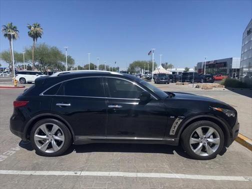 2014 INFINITI QX70 Base