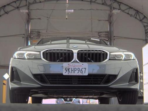 2024 BMW 330 i xDrive