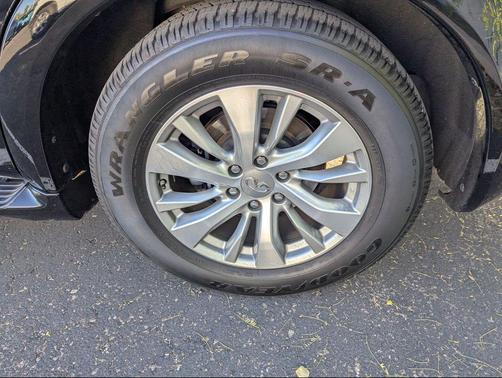 2016 INFINITI QX80 Base