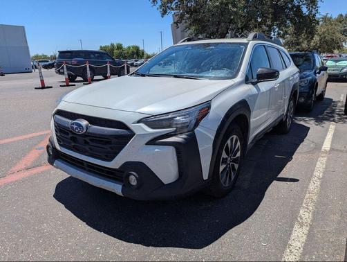 Crystal White Pearl 2024 Subaru Outback Limited