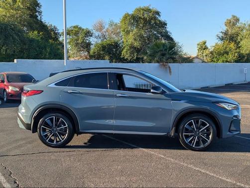 2025 INFINITI QX55 LUXE