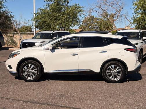 Pearl White 2018 Nissan Murano SL