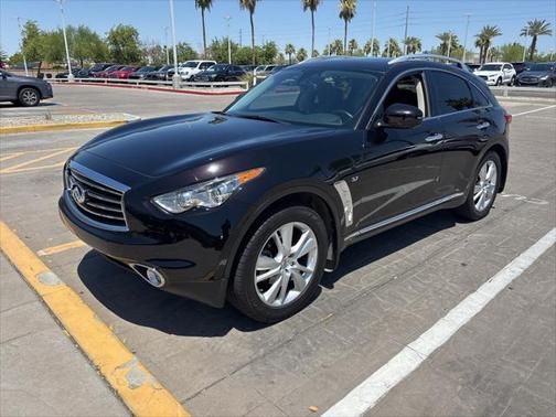 2015 INFINITI QX70 Base