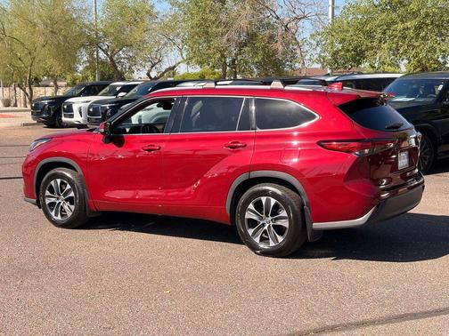 Ruby Flare Pearl 2021 Toyota Highlander XLE