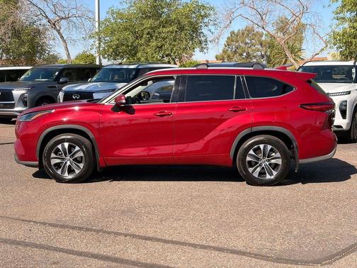 Ruby Flare Pearl 2021 Toyota Highlander XLE