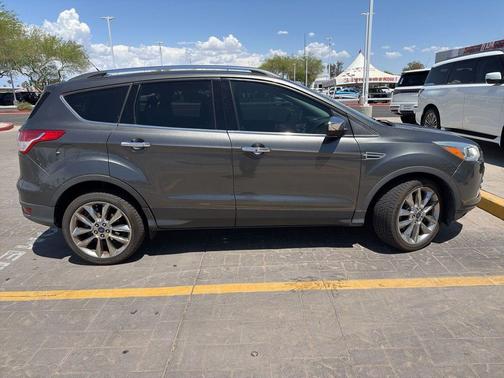White Platinum Metallic Tri-Coat 2015 Ford Escape SE