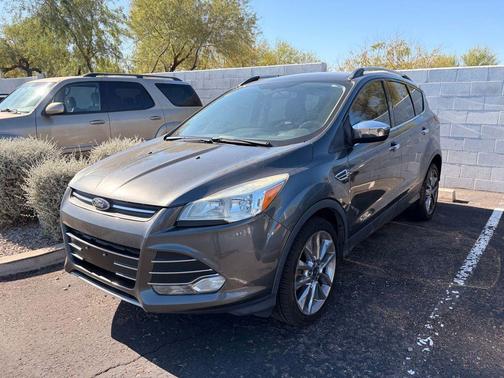 White Platinum Metallic Tri-Coat 2015 Ford Escape SE