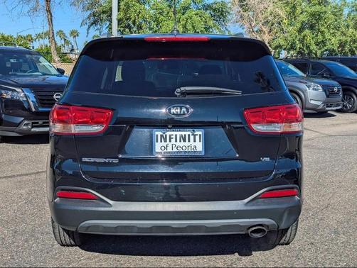 2017 Kia Sorento LX