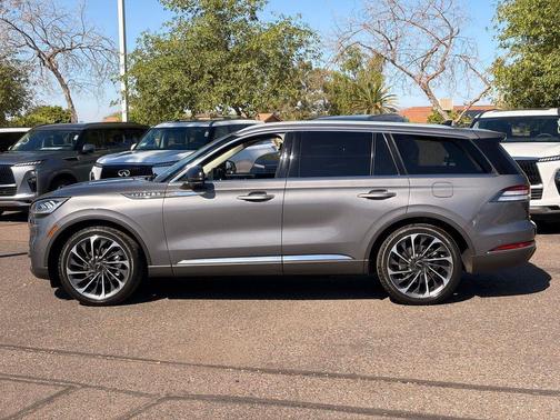 Asher Gray 2021 Lincoln Aviator Reserve