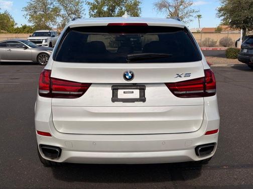 White Metallic 2017 BMW X5 sDrive35i