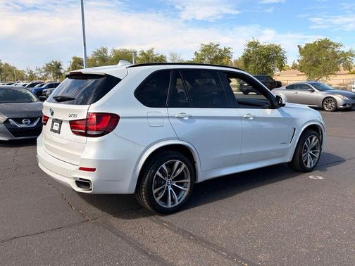 White Metallic 2017 BMW X5 sDrive35i