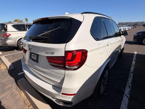 White Metallic 2017 BMW X5 sDrive35i