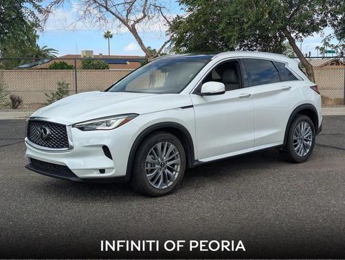 2024 INFINITI QX50 LUXE