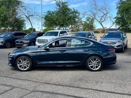 2022 Genesis G70 2.0T RWD