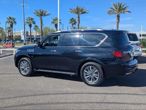 2018 INFINITI QX80 Base