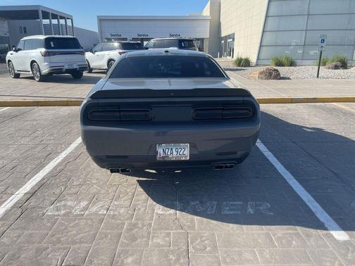 Destroyer Gray Clearcoat 2017 Dodge Challenger R/T