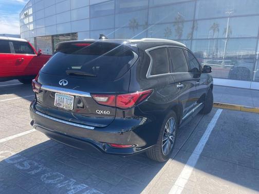 2019 INFINITI QX60 Luxe