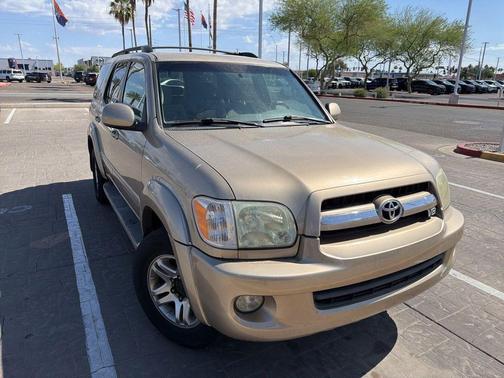 Gold 2005 Toyota Sequoia SR5