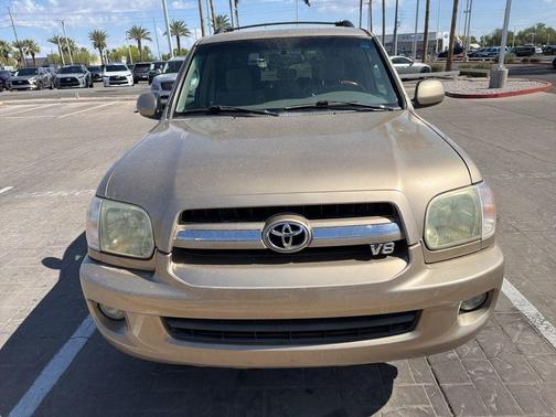 Gold 2005 Toyota Sequoia SR5
