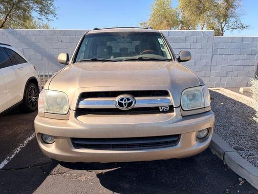 Gold 2005 Toyota Sequoia SR5
