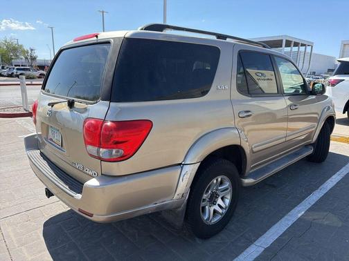 Gold 2005 Toyota Sequoia SR5