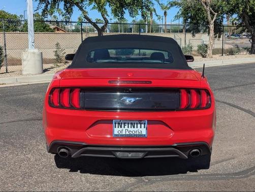 2022 Ford Mustang EcoBoost Premium