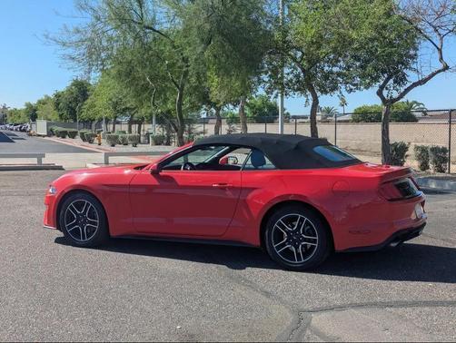 2022 Ford Mustang EcoBoost Premium