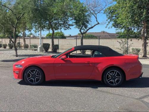 2022 Ford Mustang EcoBoost Premium
