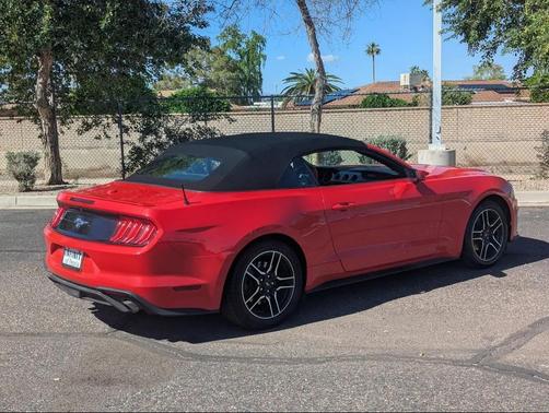 2022 Ford Mustang EcoBoost Premium