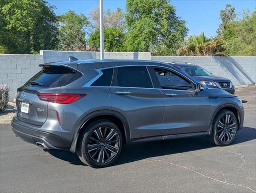2022 INFINITI QX50 LUXE