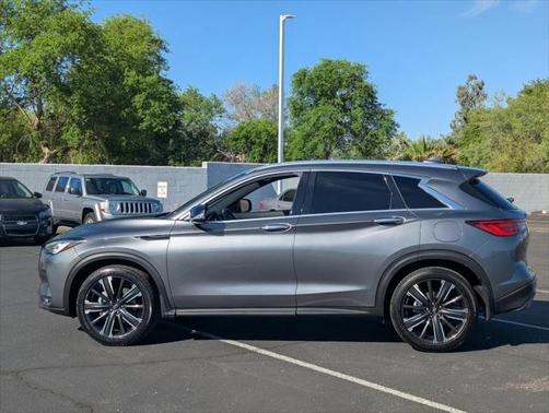 2022 INFINITI QX50 LUXE