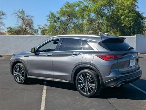 2022 INFINITI QX50 LUXE