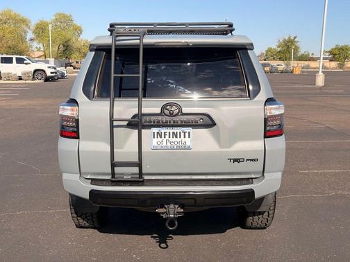 Cement 2017 Toyota 4Runner TRD Pro