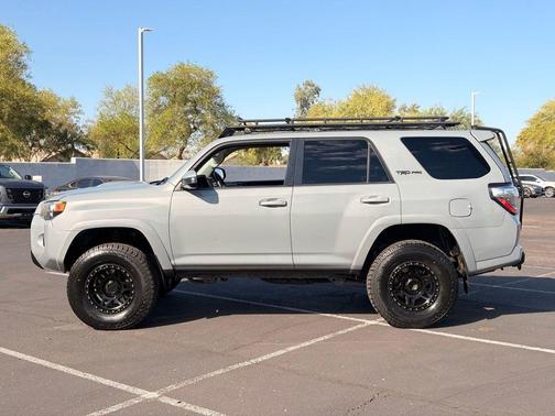 Cement 2017 Toyota 4Runner TRD Pro
