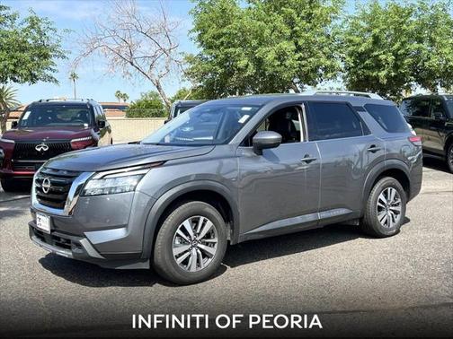 2023 Nissan Pathfinder SL FWD