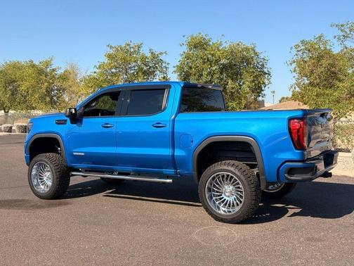Dynamic Blue Metallic 2023 GMC Sierra 1500 Elevation