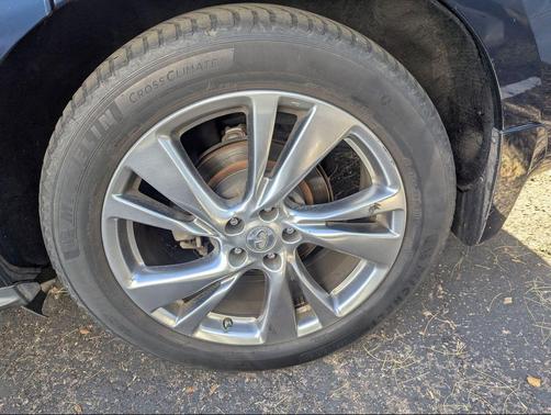 2015 INFINITI QX60 Base