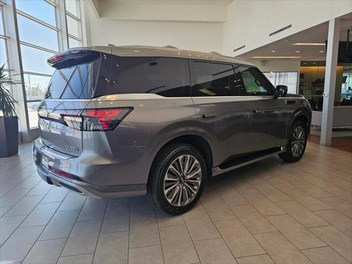 2025 INFINITI QX80 SENSORY AWD