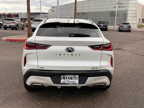 2024 INFINITI QX55 LUXE