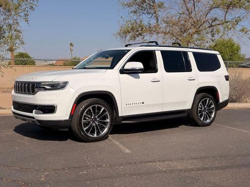 Bright White Clearcoat 2022 Jeep Wagoneer Series II 4x2