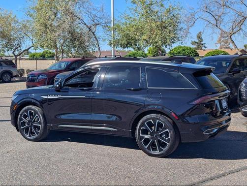 2024 Lincoln Nautilus Reserve