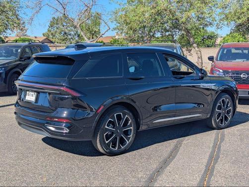 2024 Lincoln Nautilus Reserve