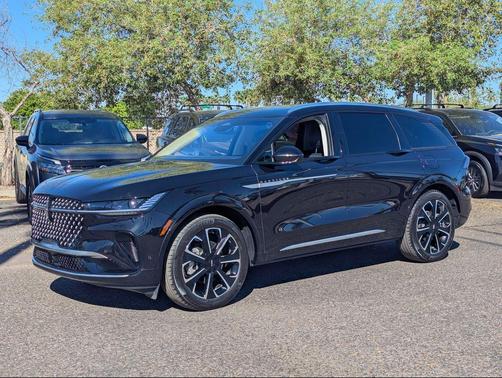 2024 Lincoln Nautilus Reserve