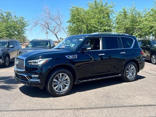 2022 INFINITI QX80 Luxe