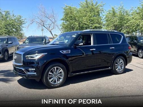 2022 INFINITI QX80 Luxe