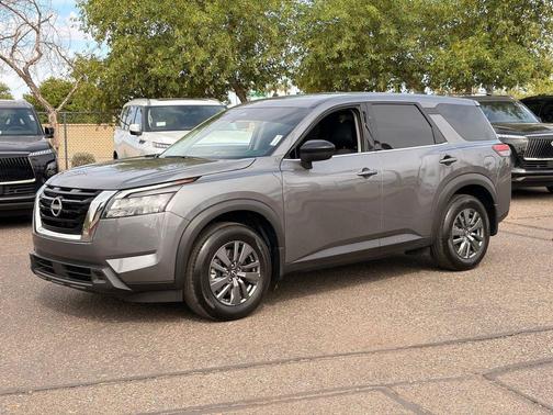 Gun Metallic 2025 Nissan Pathfinder S 4WD