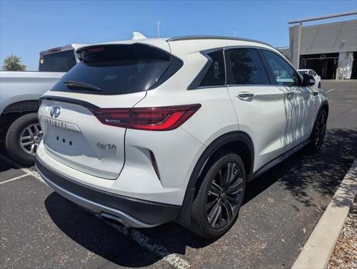 2022 INFINITI QX50 LUXE
