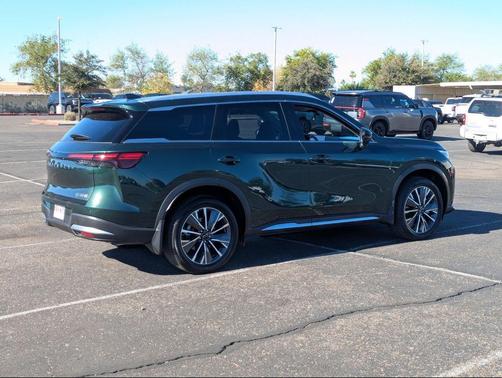2026 INFINITI QX60 LUXE AWD