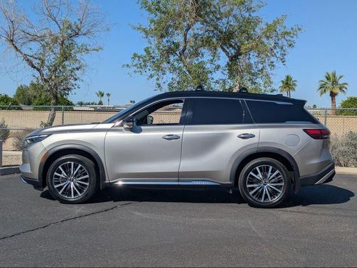 Warm Titanium/Black Obsidian 2022 INFINITI QX60 AUTOGRAPH