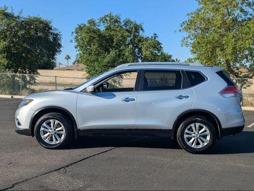 2015 Nissan Rogue SV
